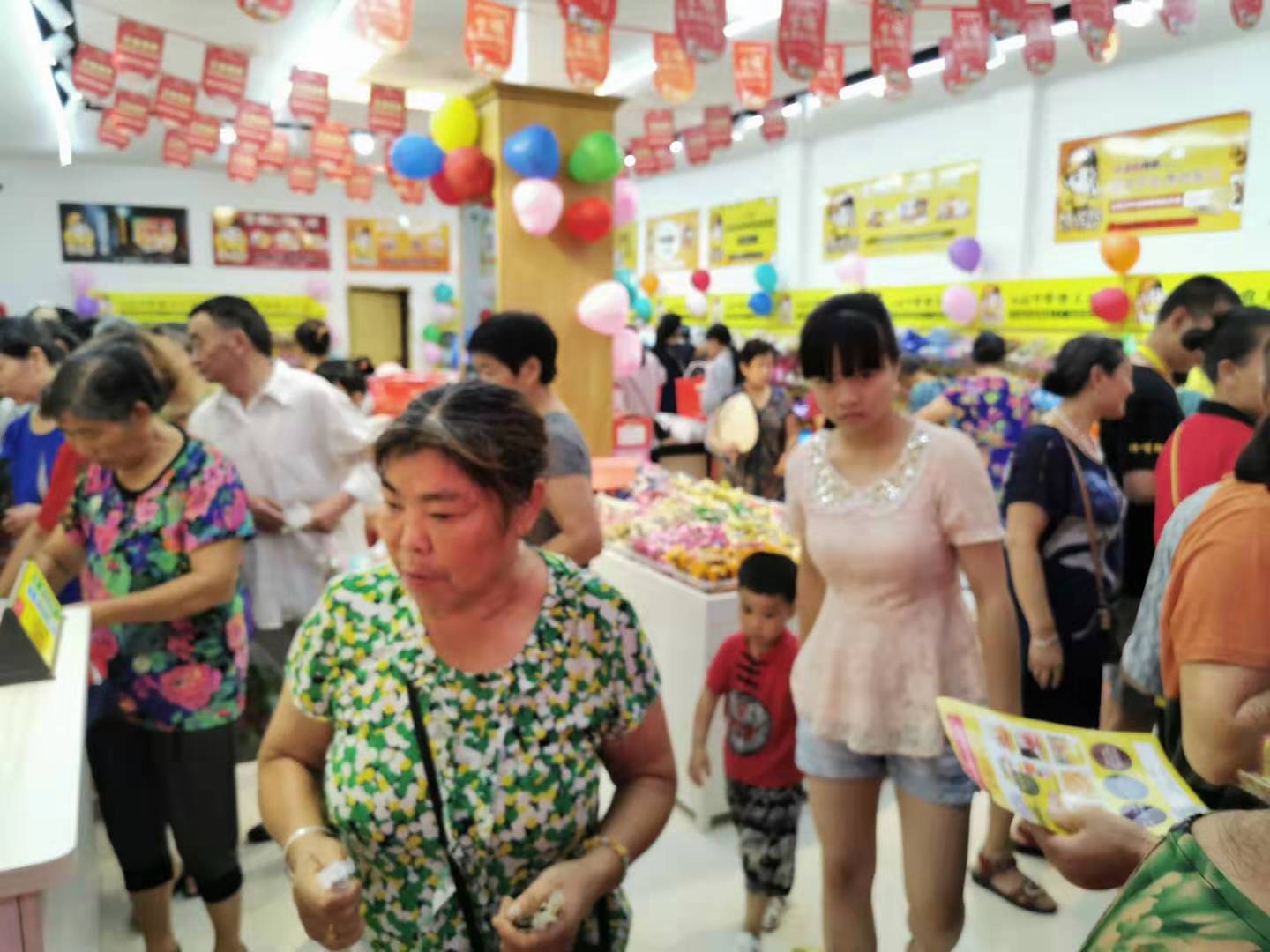 零食店加盟需要注意的事項(xiàng)有哪些？